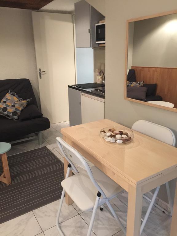 Studio Des Tanneurs Apartment Монпелие Стая снимка